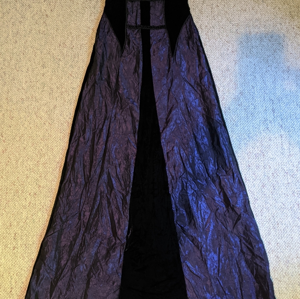 Gothic , Renaissance - Picture 6 of 10
